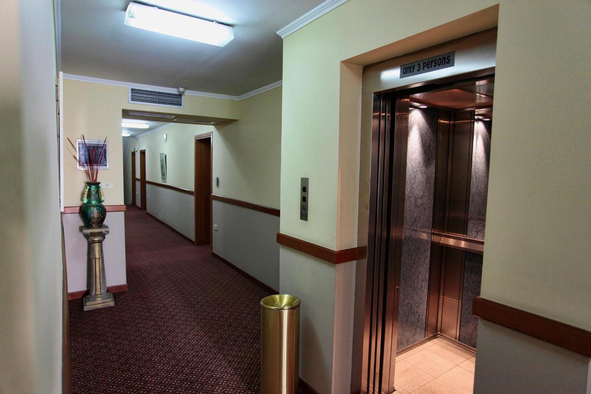Hotel Regency 코르처 외부 사진