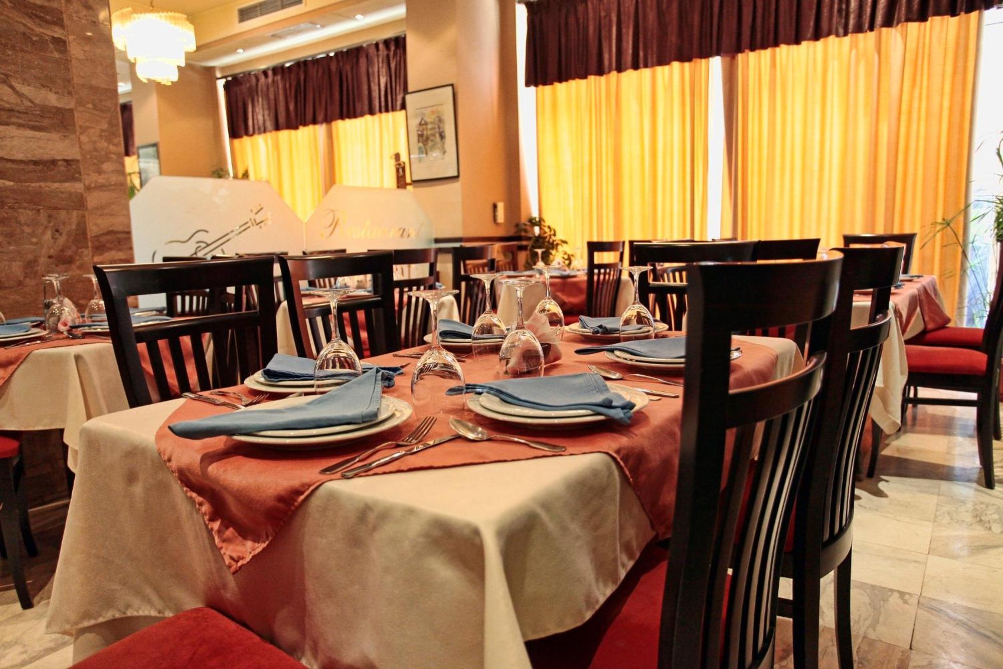 Hotel Regency 코르처 외부 사진