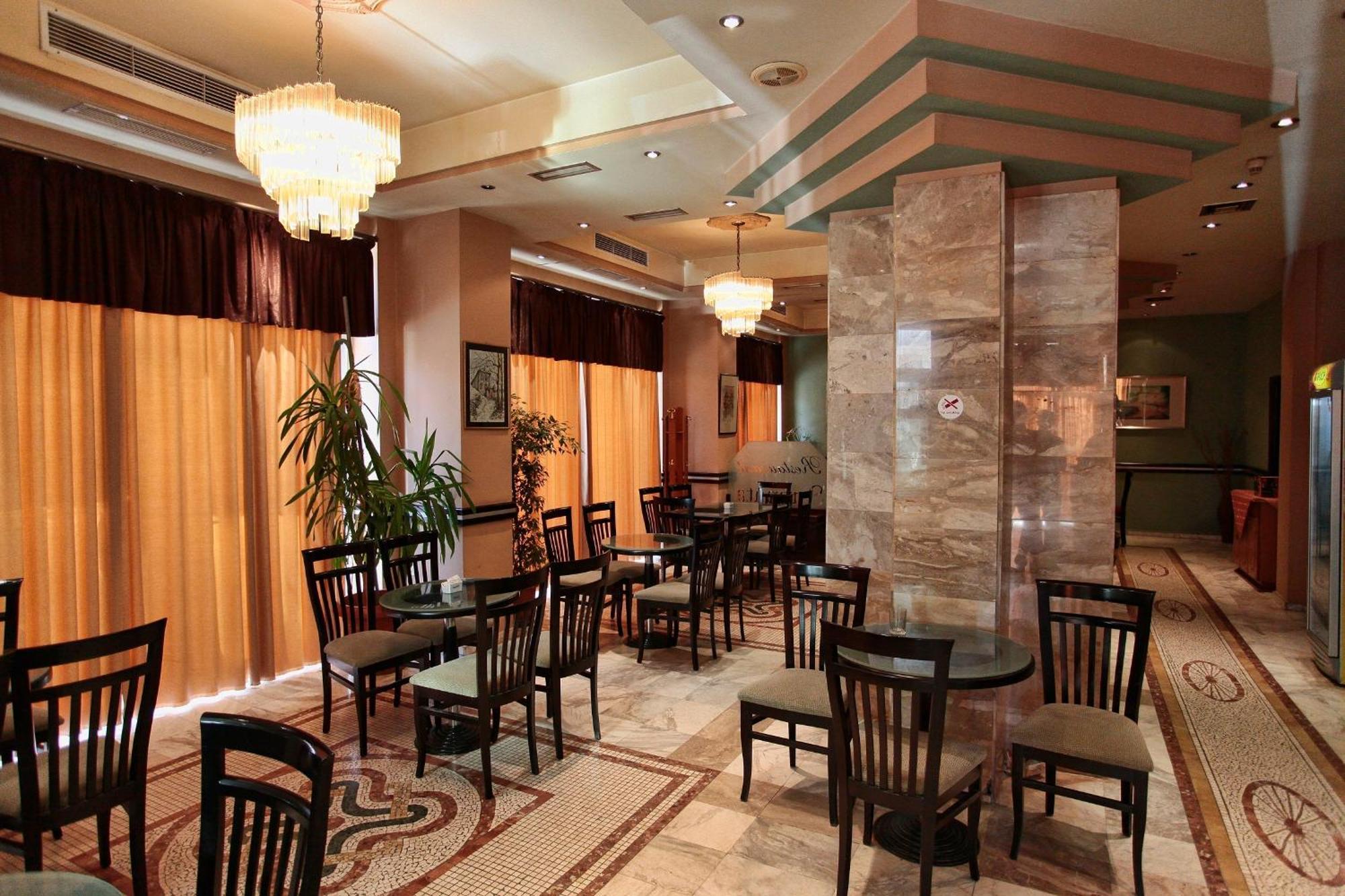 Hotel Regency 코르처 외부 사진