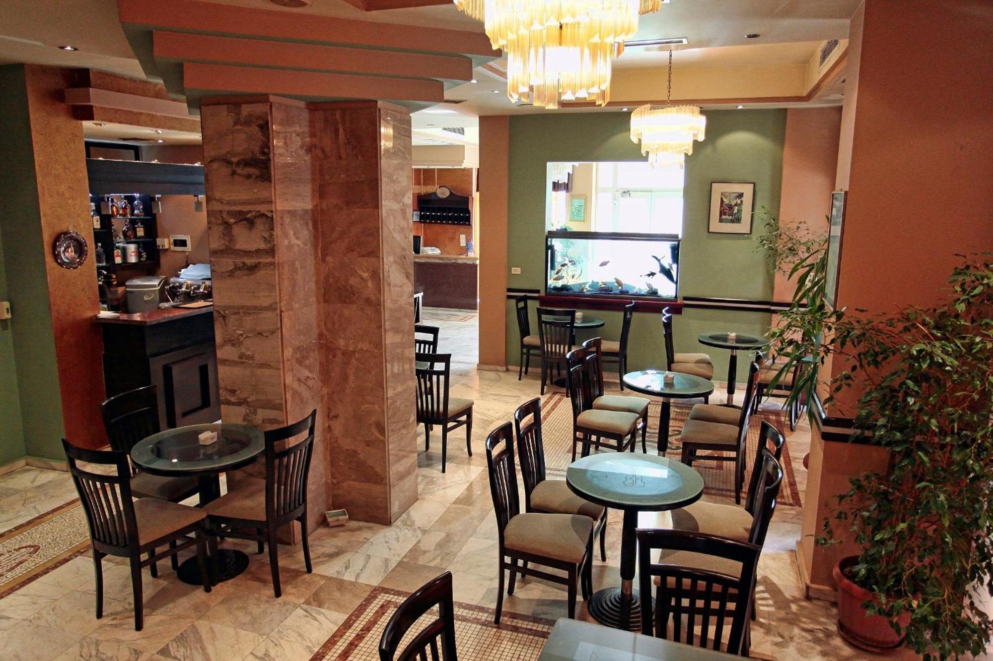 Hotel Regency 코르처 외부 사진